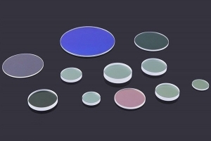 現(xiàn)貨供應(yīng)1064nm激光保護鏡片功率從500-15000W